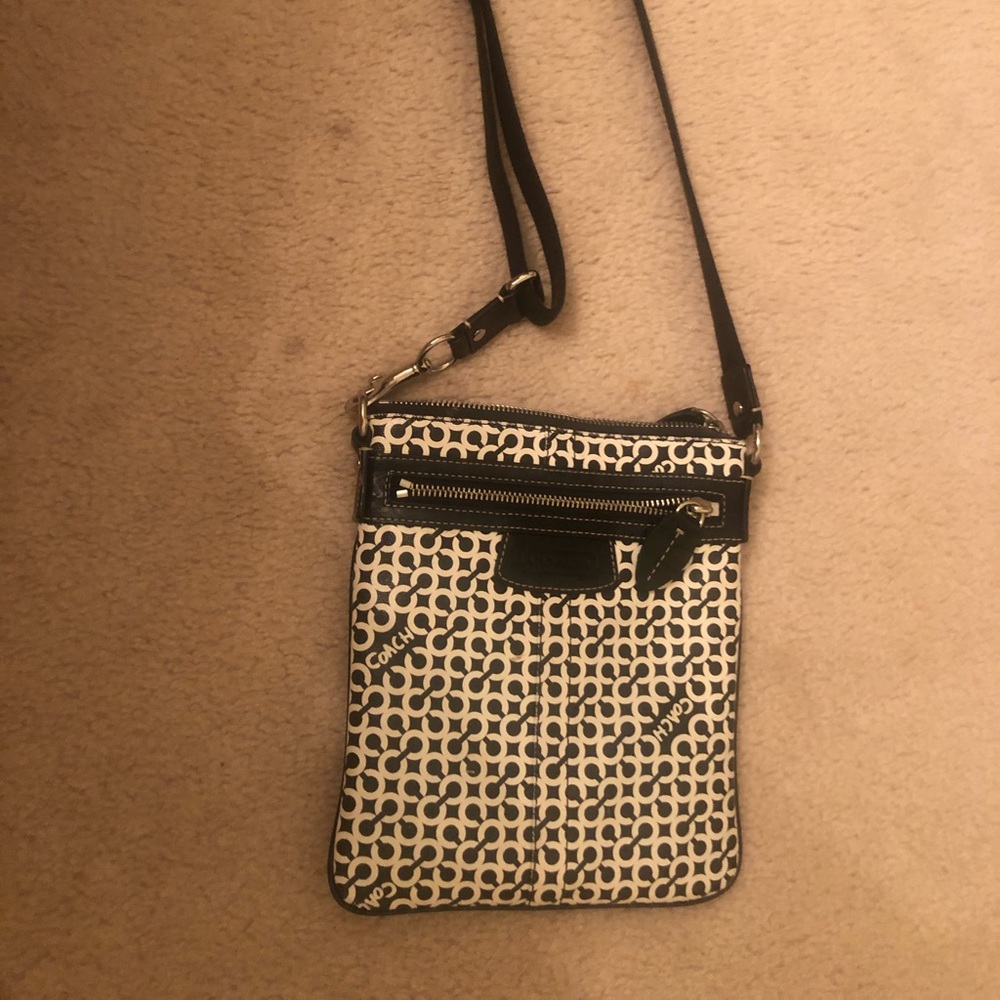 Authentic Coach bag - Picture 2 of 3